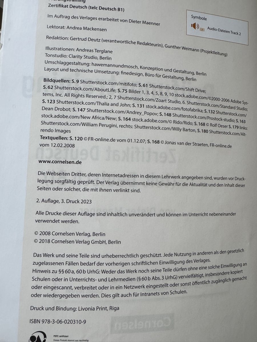 Libri: Zertifikat Deutsch B1 Test Training Book - No notes – Usato da Zug venduto da xuq_n7rj 1