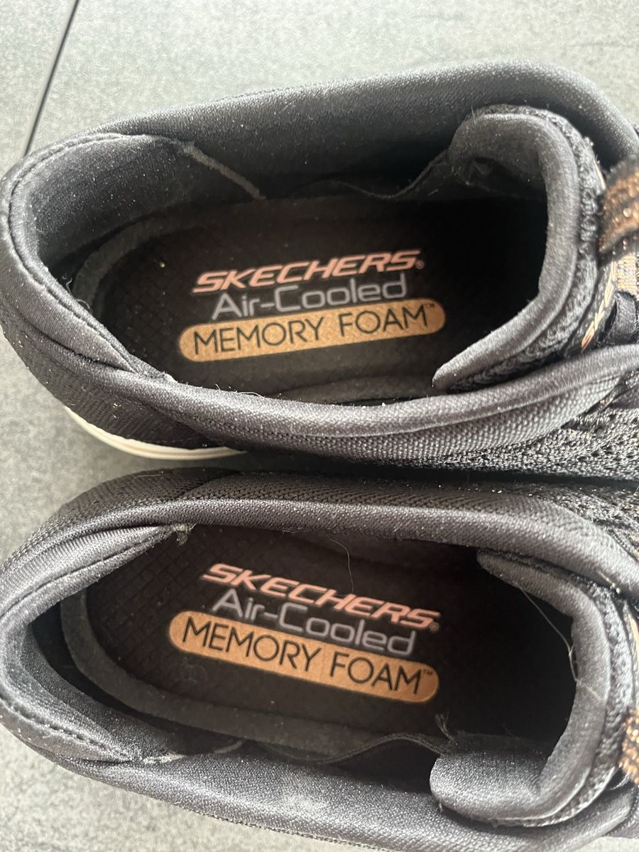 Scarpe da donna: Skechers Air-Cooled MEMORY FOAM – Usato da Essertes venduto da ale_5gkq 2