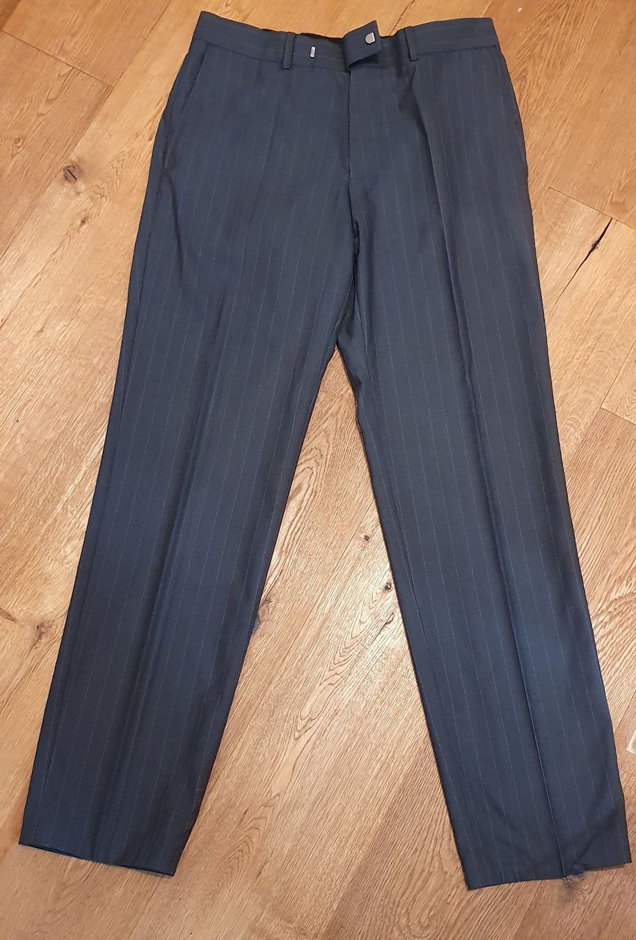 Hugo Boss Completi: Costume Hugo Boss – Usato da Lamboing venduto da onyx8002 5