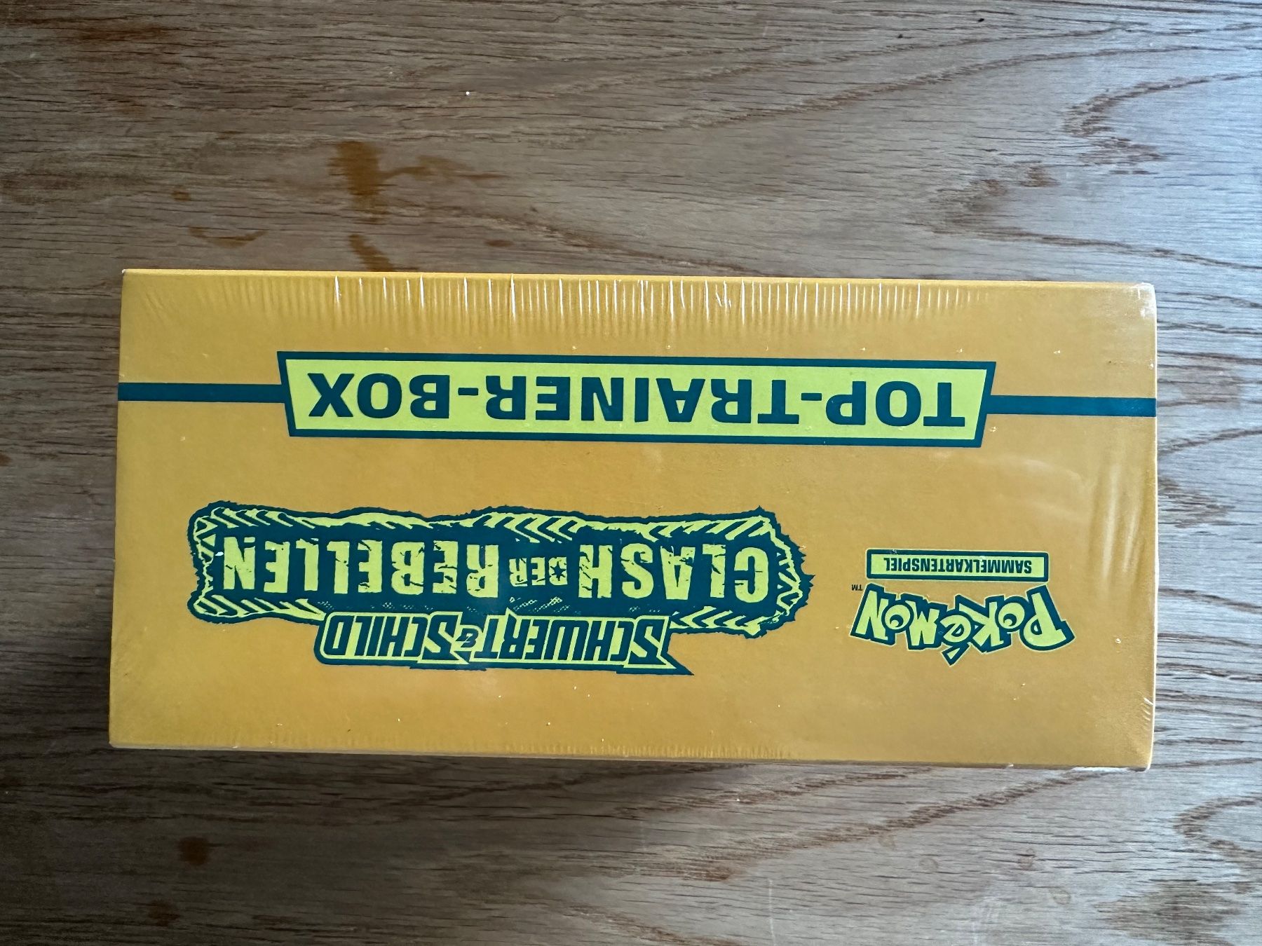 Pokémon Sammelbilder & Trading cards: Pokémon Top Trainer Box Clash der Rebell – Neu und originalverpackt aus Zürich von Hunger-Toys-Games 3
