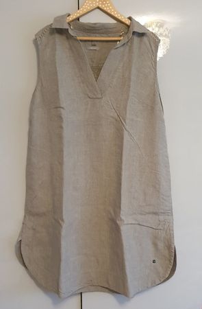 Sommerkleid aus Leinen. Grösse 46