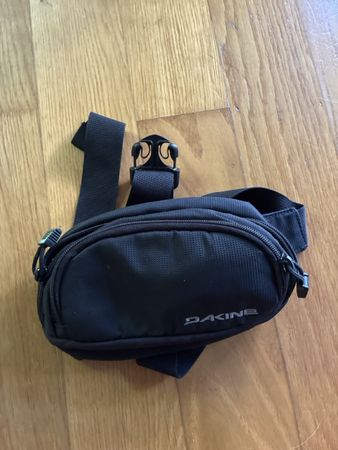 Bauchtasche Dakine