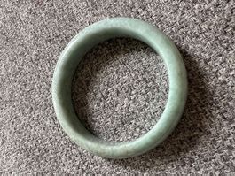 Jade Armreif