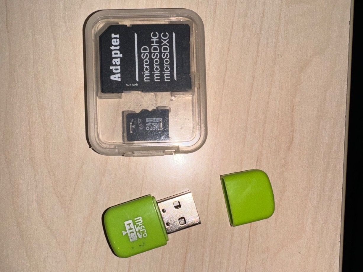 Speicherkarten: Micro SD Karte 8 GB Speicher – Neu (gemäss Beschreibung) aus Neuhausen von Ematrix 5