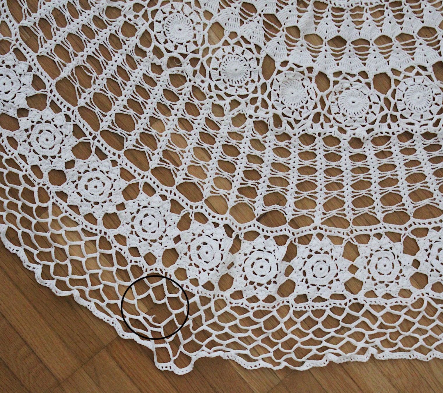 Altra biancheria da tavola: Runde Häkel Tischdeck, 90 cm. – Usato da Locarno venduto da fripui 3