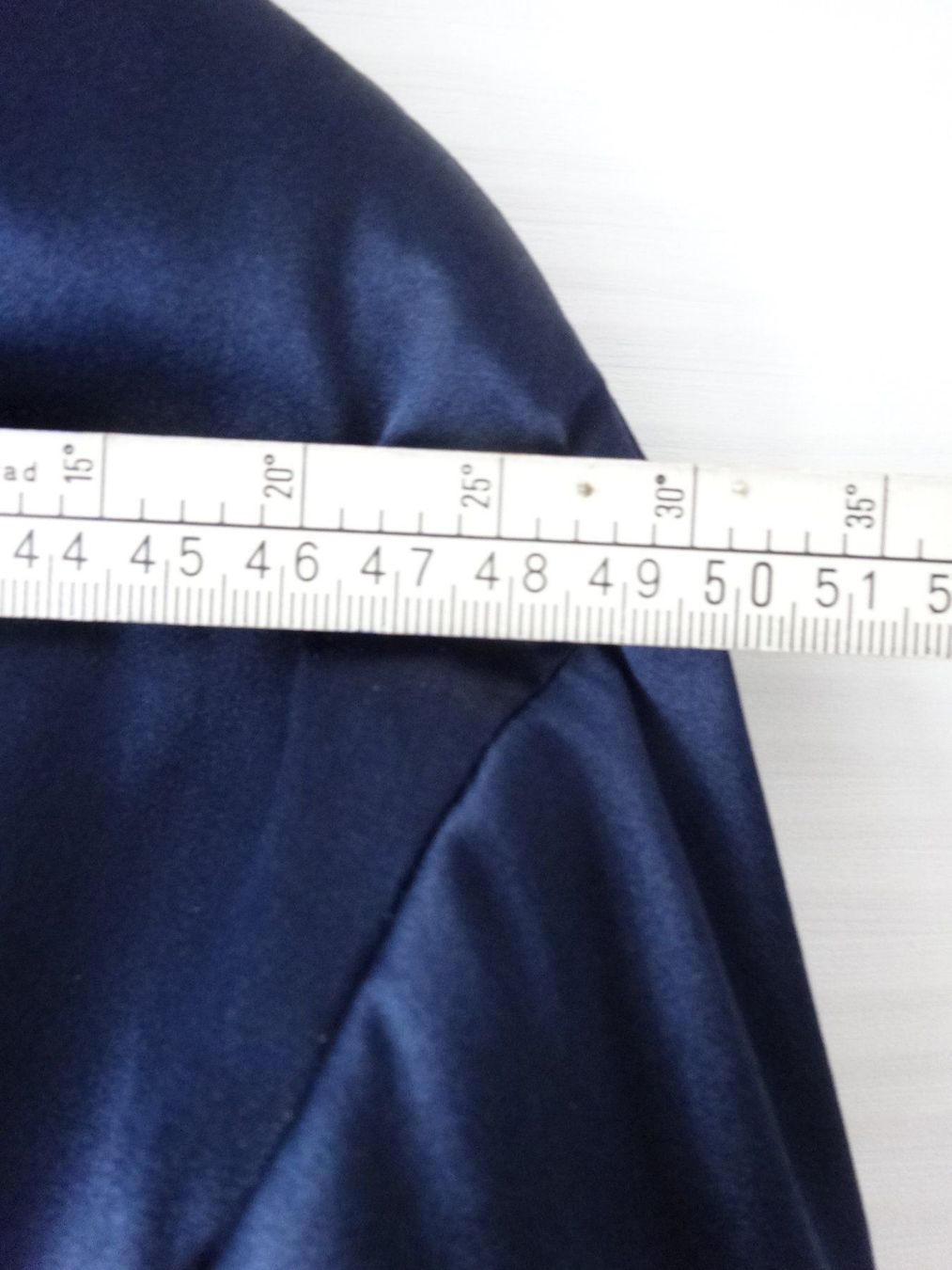 Escada Giacche: BLUE SATIN BOMBER JACKET LAUREL ESCADA Royalblue – Usato da Oberwil b. Zug venduto da JICKY-1889 4