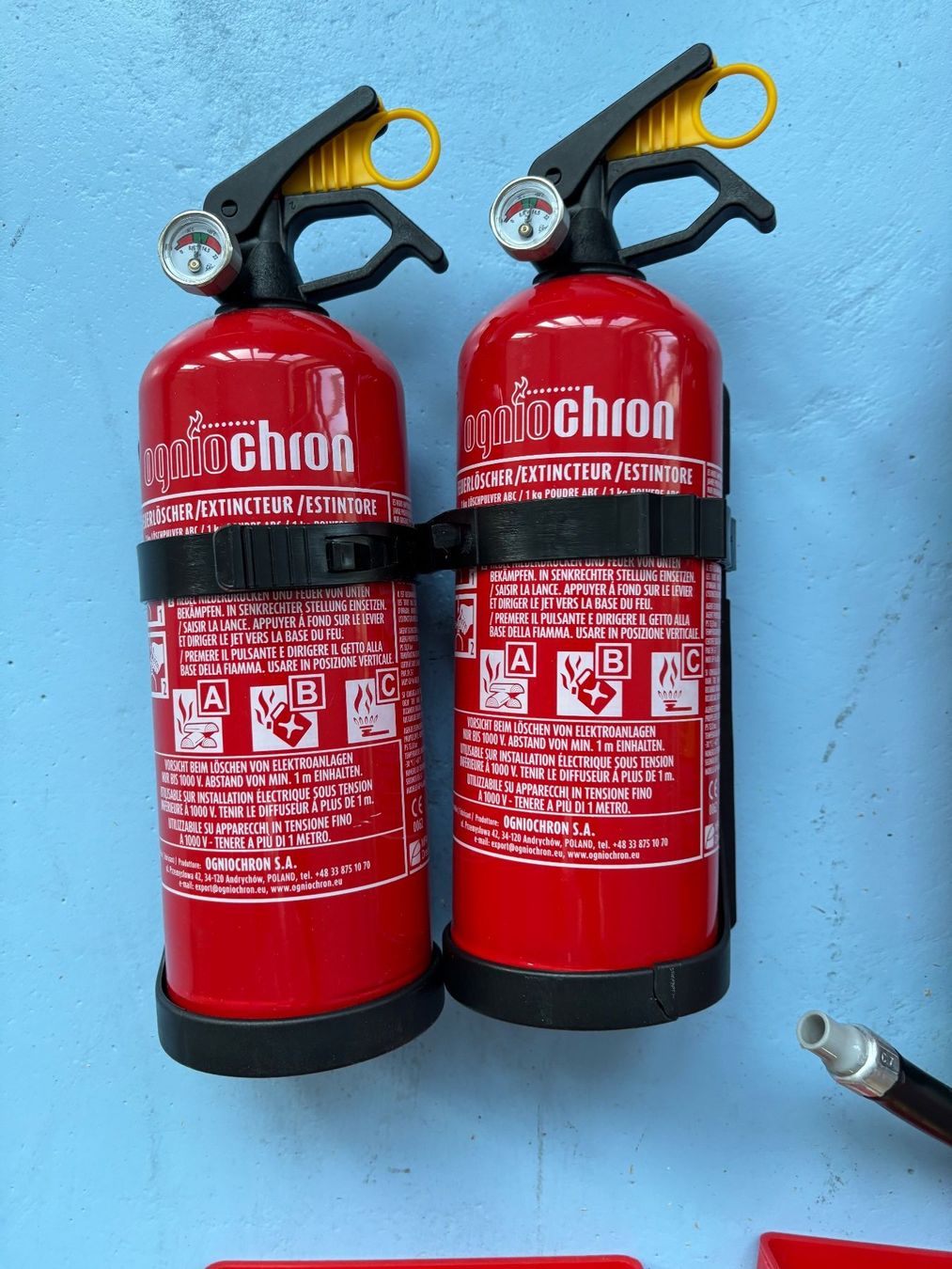 Feuerlöscher: 7 Feuerlöscher und 2 Brandschutzdecken – Neu (gemäss Beschreibung) aus Zürich von mar_hs6l 2