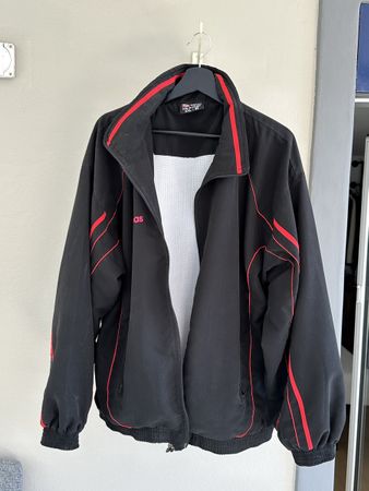 Alpas Sportjacke XL (XXL) schwarz/rot ⚡ leicht & sportlich