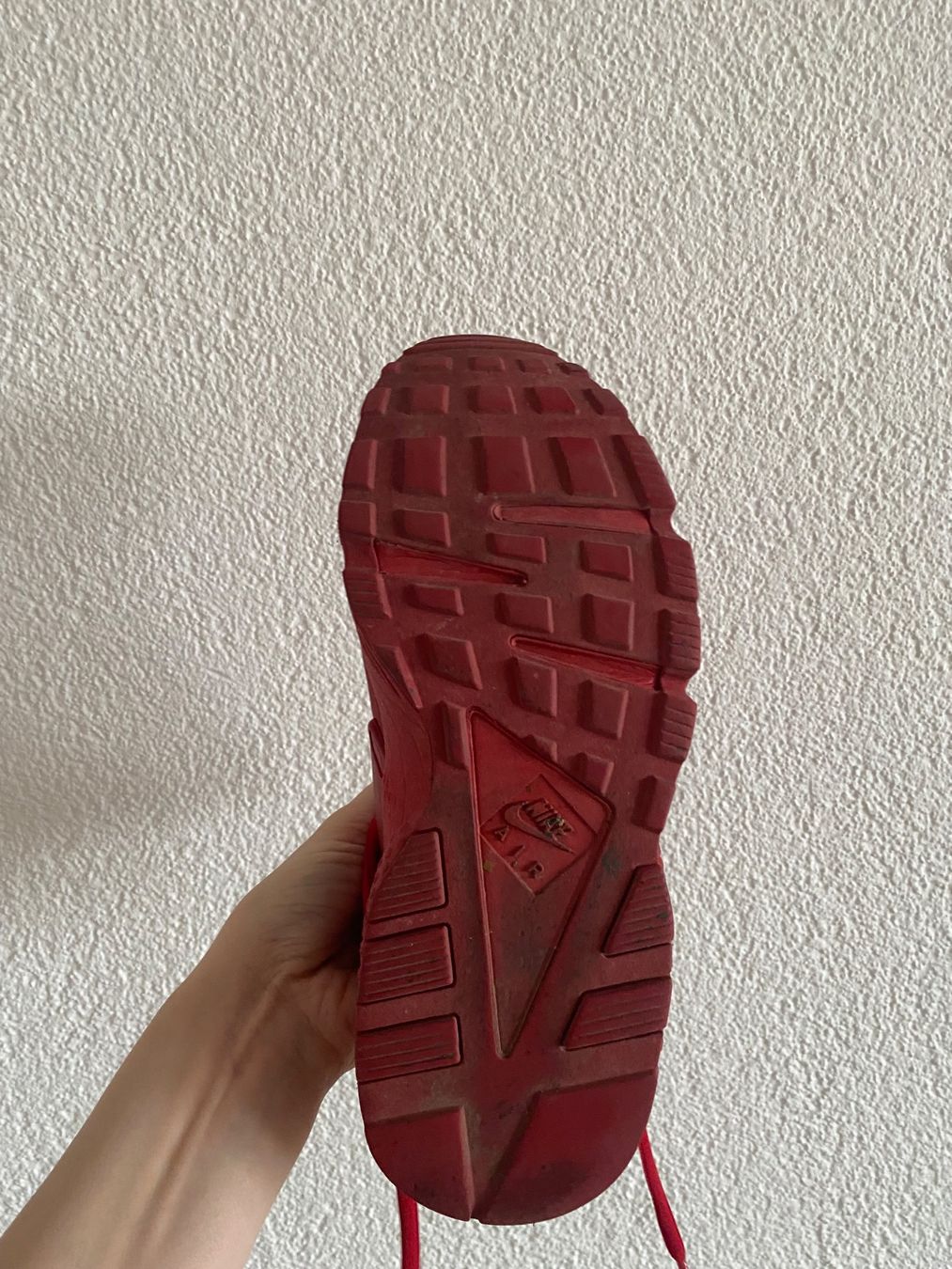 Nike Scarpe da donna: Rote Nike Air Huarache Gr. 37.5 – Usato da Bern venduto da mue_yhz5 5