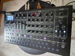 ROLAND SH-4d :DIE KREATIVE GROOVEBOX: bis SONNTAG so günstig