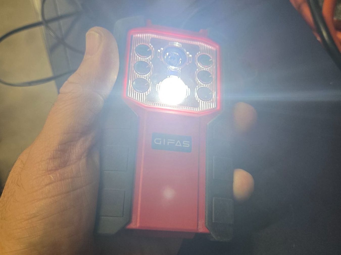 GIFAS Lampade: GIFAS TorchLED LED-Handleuchte mit Ladestation – Usato da Zürich venduto da Alibaba1234 6