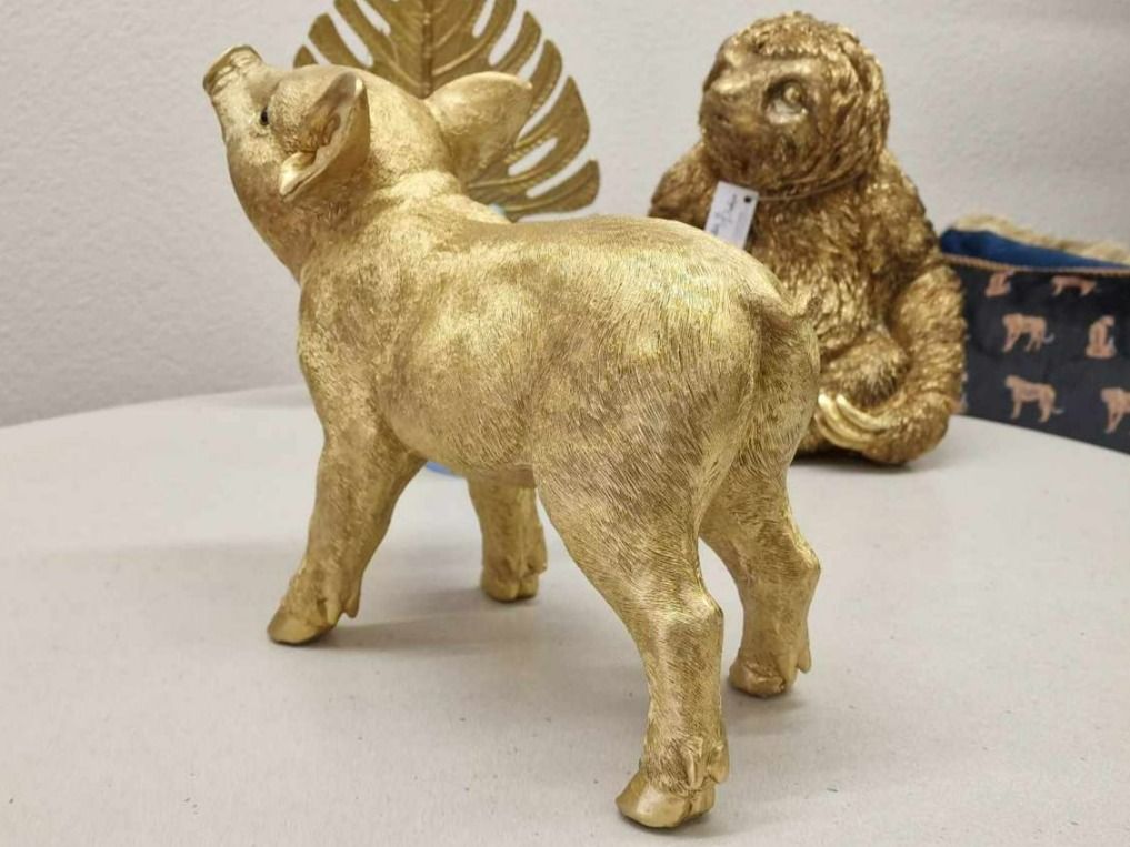 Statuette: Schwein / Ferkel Gold – Nuovo e nell'imballaggio originale da Schaffhausen venduto da AtelierPudesco 2