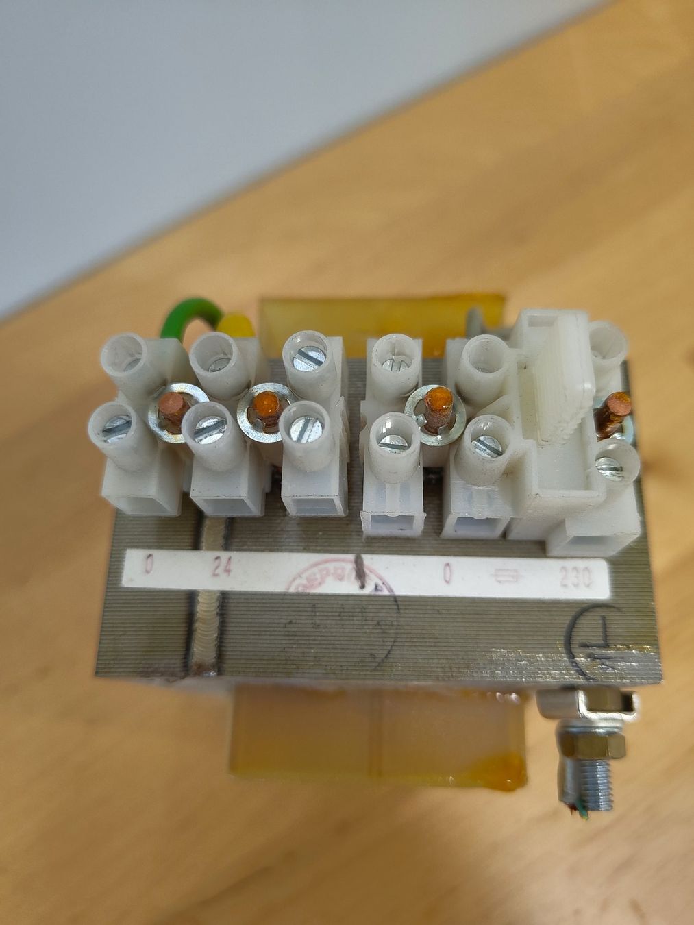Composants électroniques: Transformator Lapp-Textima 230V 24V AC VA 80 – D'occasion à Emmenbrücke par BlSi 1