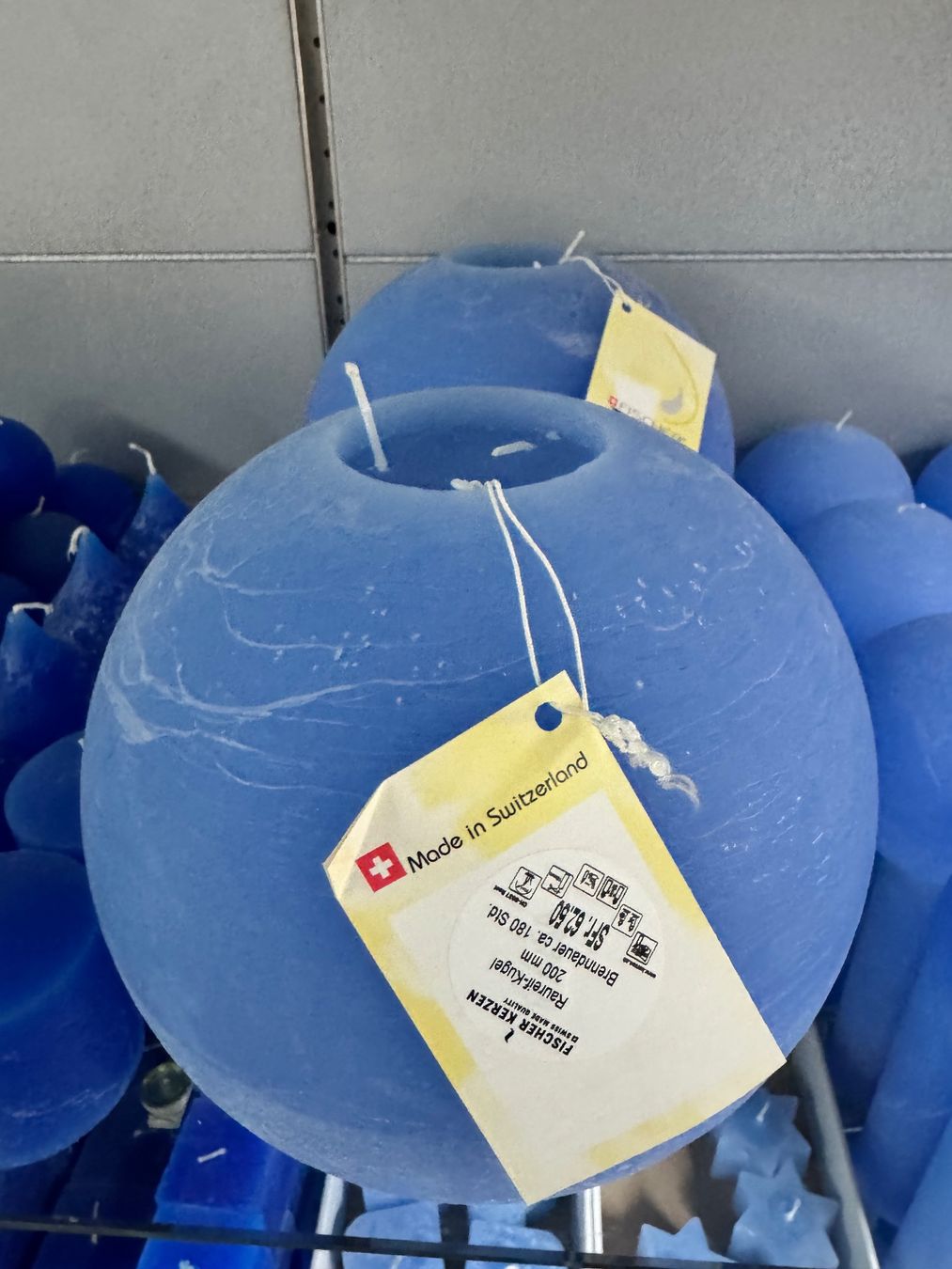 Kerzen: 044 Posten Raureif Kerzen hellblau aus Liquidation – Neu (gemäss Beschreibung) aus Derendingen von Meisterstuecke 1