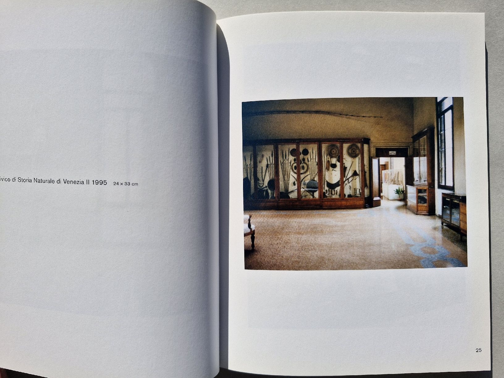 Libri: Candida Höfer Buch "In ethnographischen Sammlungen" – Usato da Zürich venduto da Secretariat11 4
