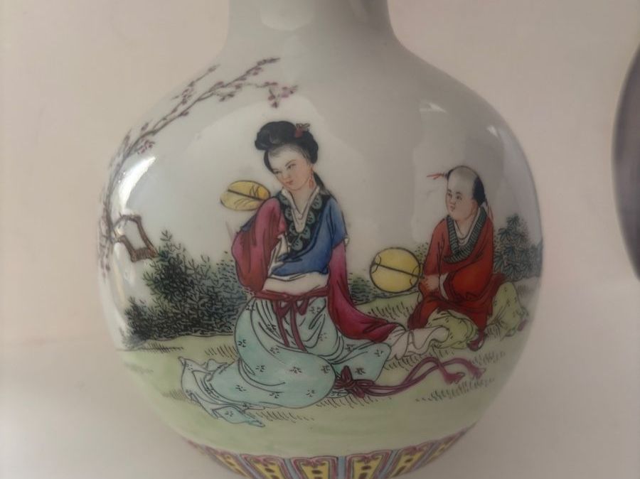 Vasi & Recipienti: Ginesisch Vase (H) – Usato da Wallisellen venduto da ASZT 1