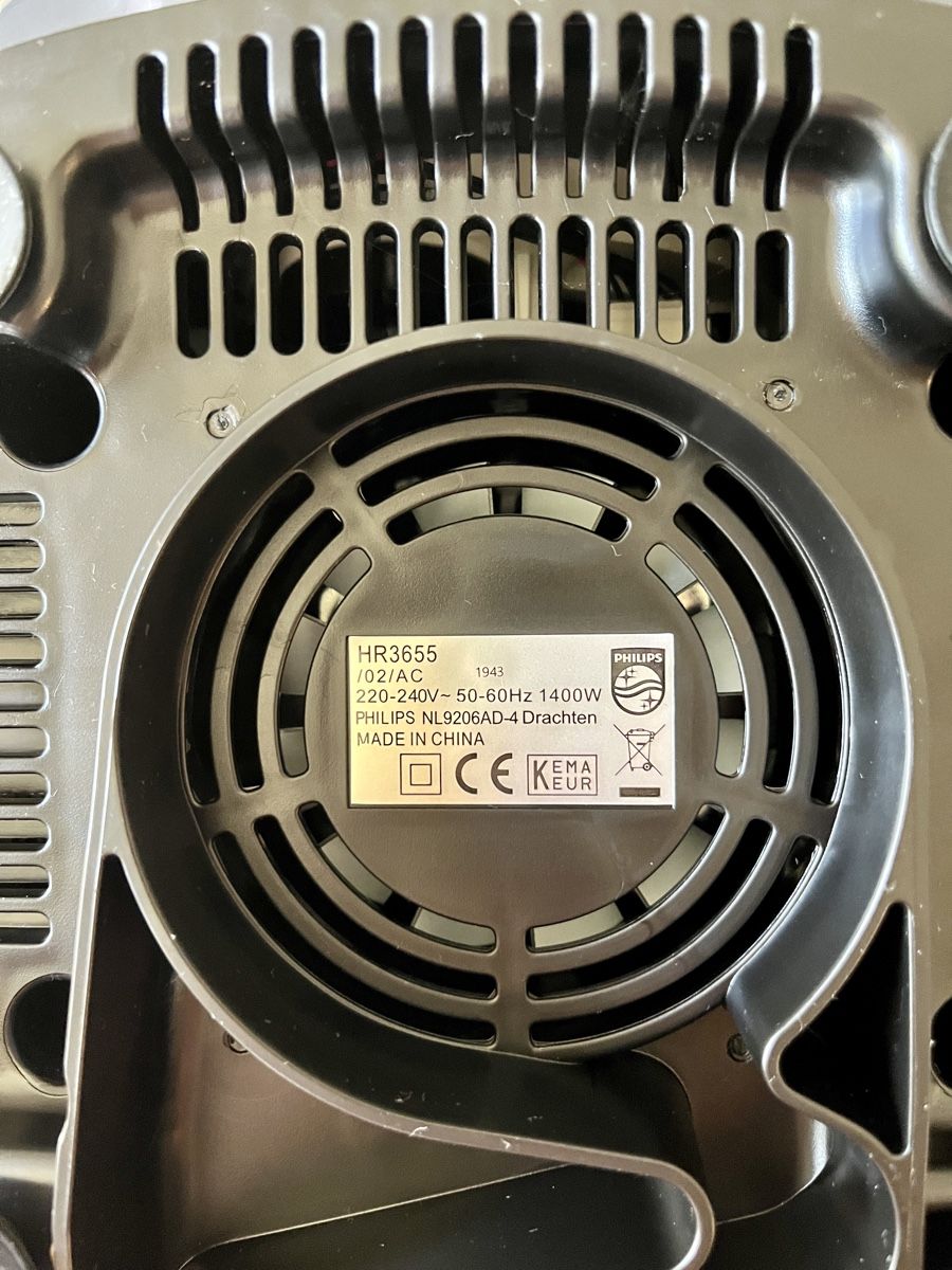 Philips Elettrodomestici da cucina: Philips Standmixer HR3655 – Usato da St. Pantaleon venduto da Viera01 3
