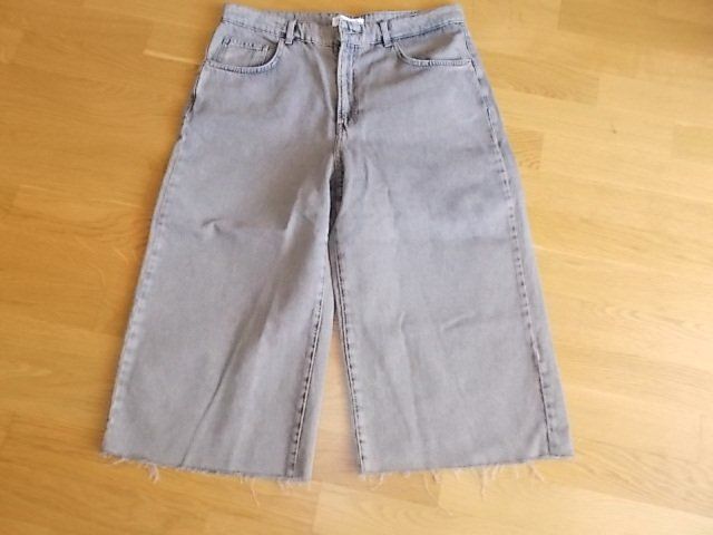 Pull&Bear Jeans: 7/8 Bermuda Pull & Bear Gr. 40 braun NEU – Nuovo e nell'imballaggio originale da Chexbres venduto da indi03