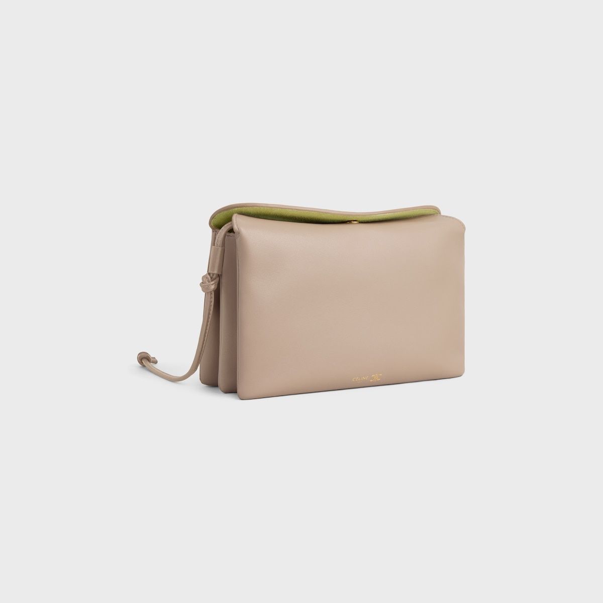 Celine Sacs femmes: CELINE Trio Flap Bag in Smooth Lambskin – Neuf (Voir description) à Dübendorf par Pink.Blue 3
