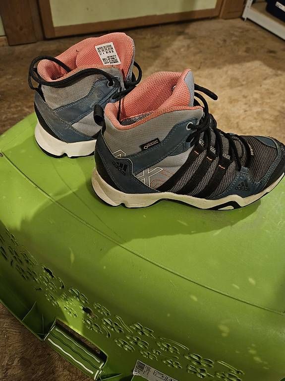 Chaussures hommes: Adidas Wanderschuhe 36 – D'occasion à Oeschgen par sve_t9vg 3