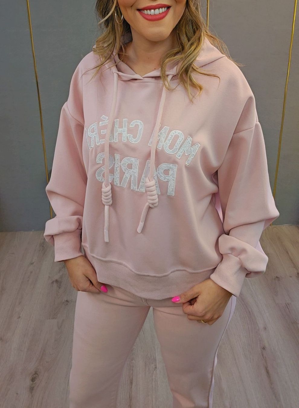 Pullover & Sweatshirts: Pullover NEU – Neu und originalverpackt aus St. Gallen von Moda2024