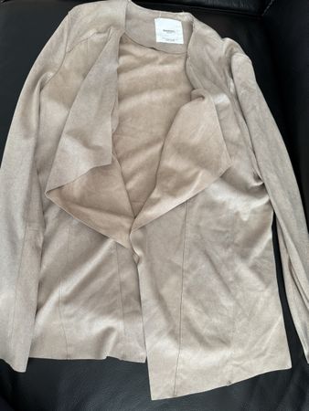Beige Mango Suede Look leichtes Jäckchen Grösse S