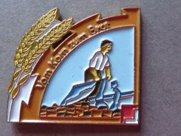 PIN, VOM KORN ZUM BROT, PFLUG, KORN-ÄHREN