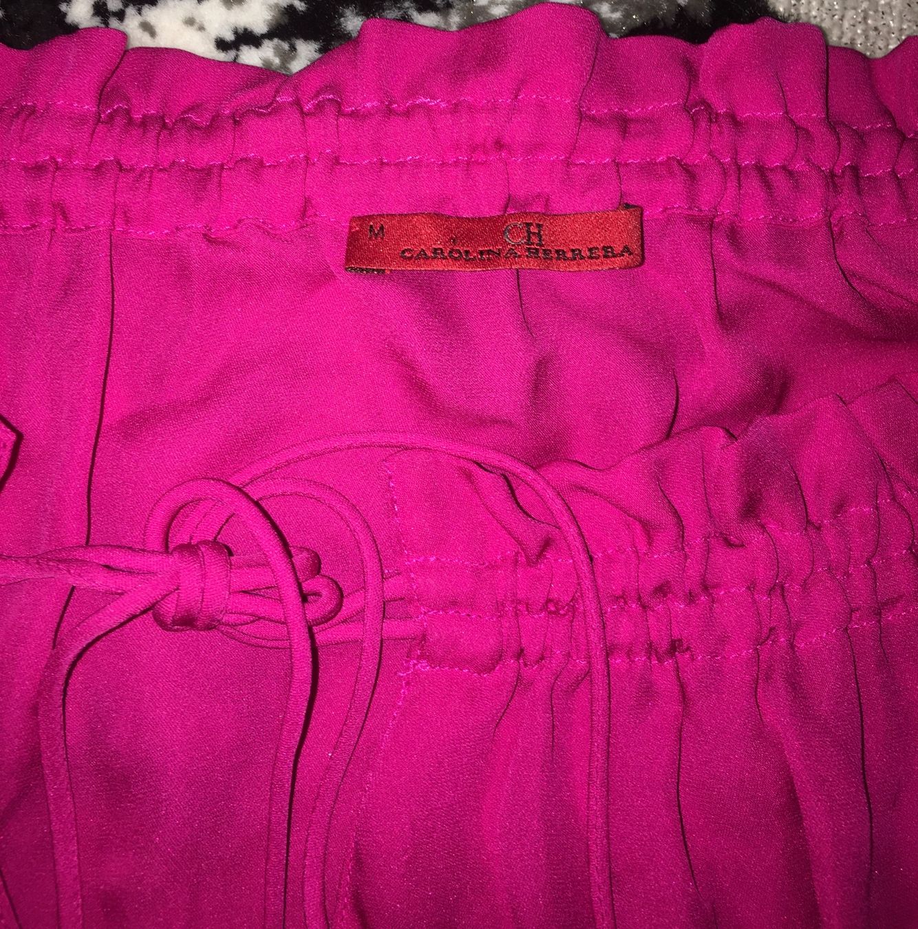 Carolina Herrera Blusen: CAROLINA HERRERA BLUSE GR. M Seide – Neu (gemäss Beschreibung) aus Unteraegeri von MH203 8