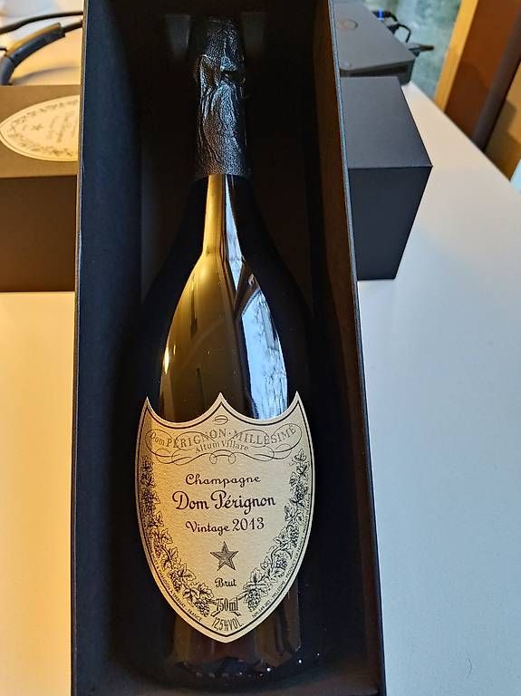 Vino: Dom Pérignon vintage 2013 – Nuovo e nell'imballaggio originale da Nyon venduto da bad333