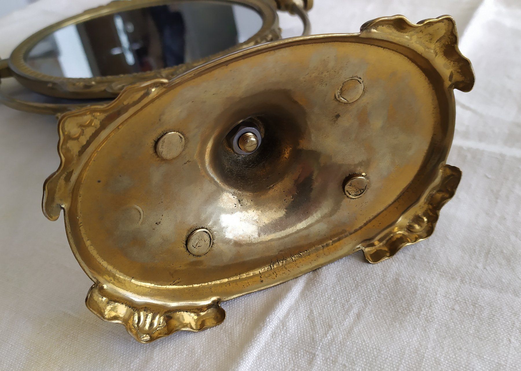 Specchi: Magnifique miroir de table vintage – Usato da Chezard St-Martin venduto da Loucail 7