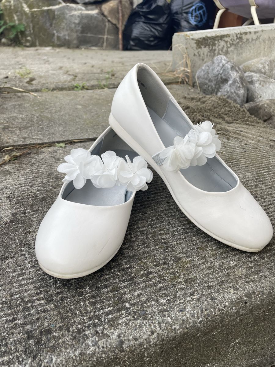 Dosenbach Scarpe per ragazze: Weisse Schuhe  – Usato da Eich venduto da fun_j7mv
