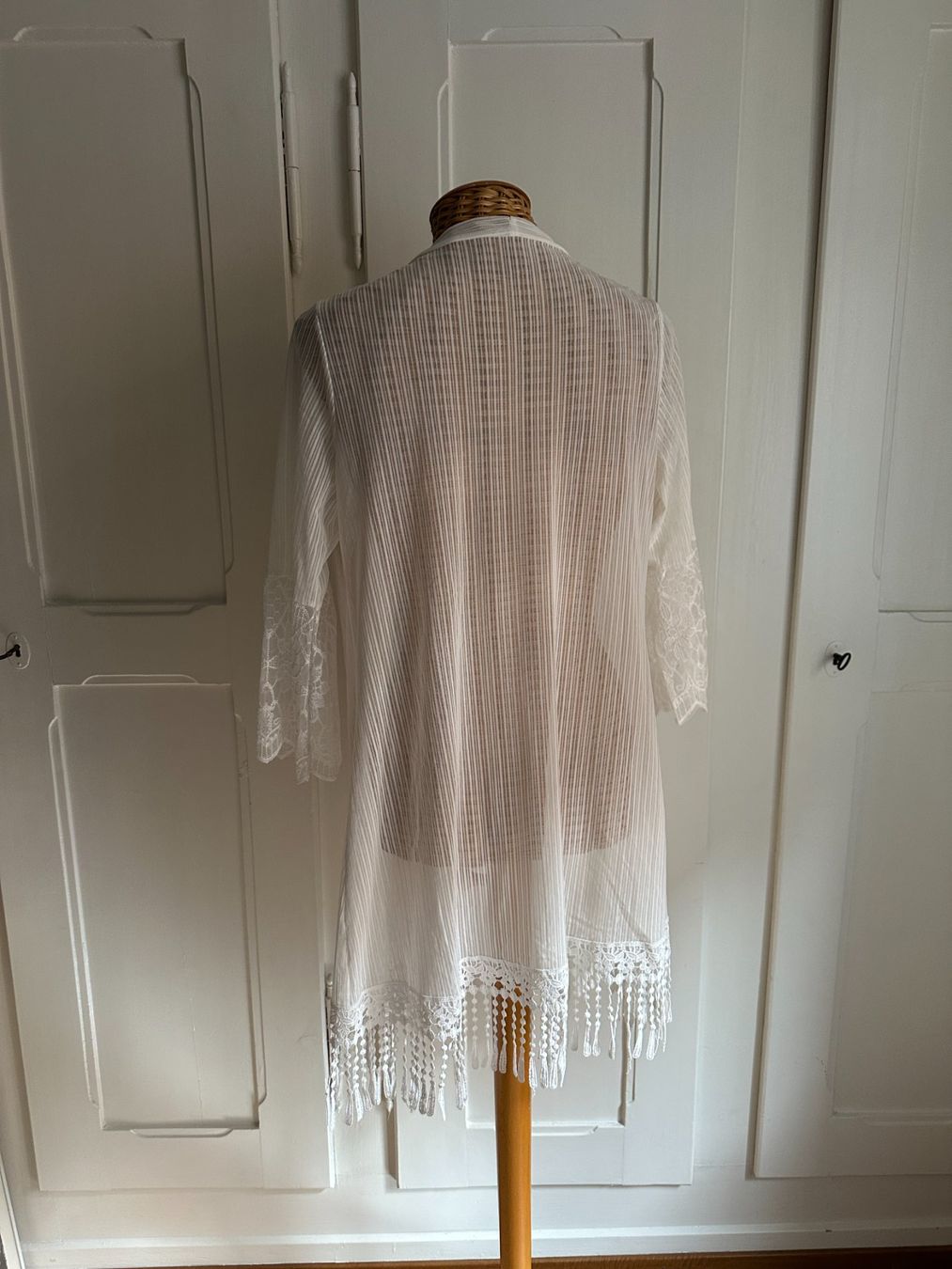 Vestes: Fransen Jäckchen weiss transparent XS – D'occasion à Zürich par Diazaio 2