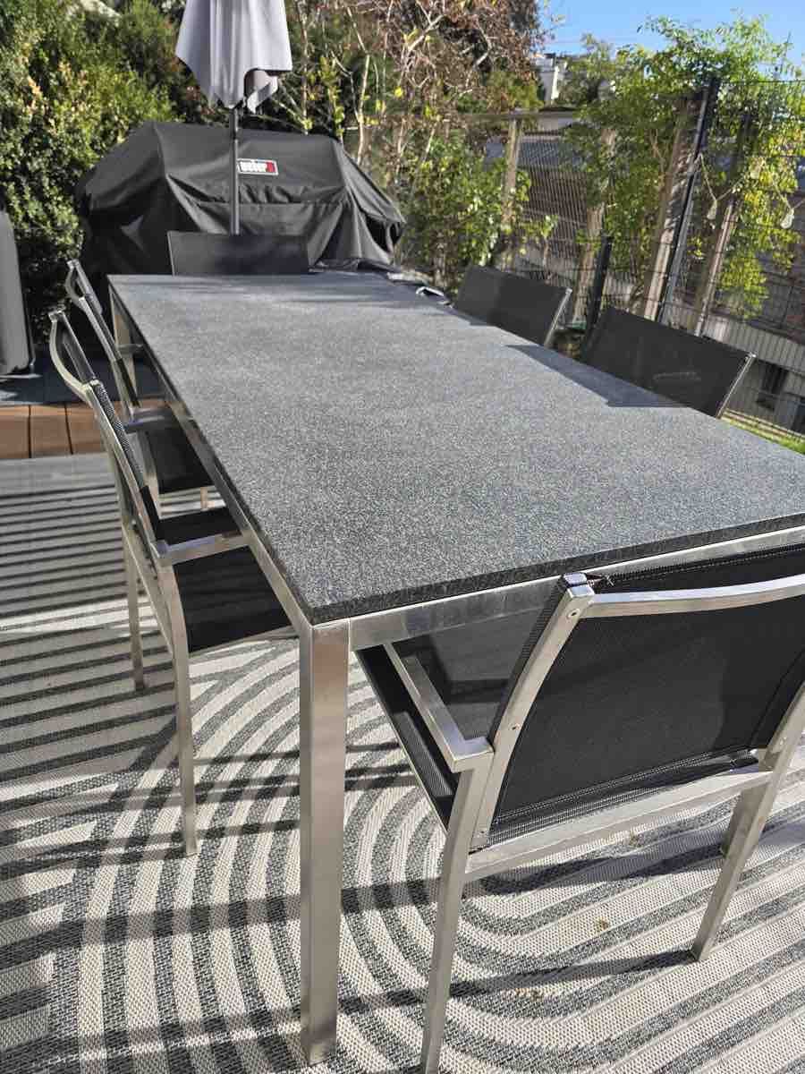 Tische: Gartentisch mit Granit-Steinplatte grau – Neu (gemäss Beschreibung) aus Basel von Xsell 1
