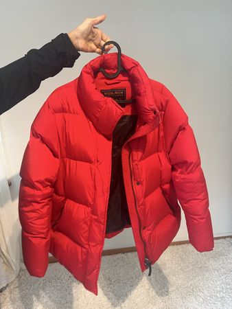 Rote Winterjacke von Woolrich, Grösse XL, Top Zustand!