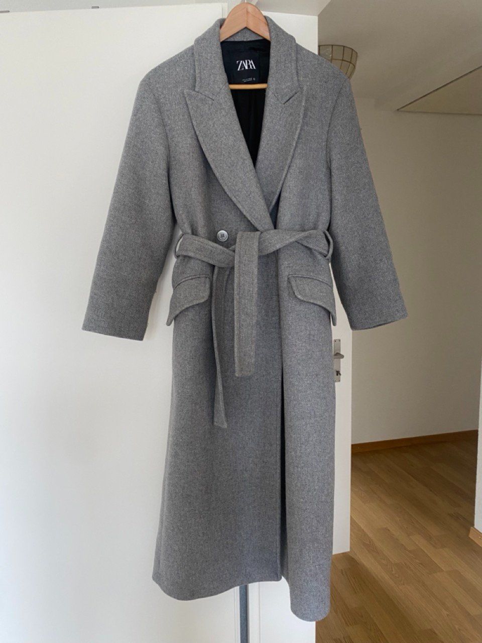 Zara Cappotti: Langer oversize Mantel (S-M) – Usato da Zumikon venduto da Frauenecke 2