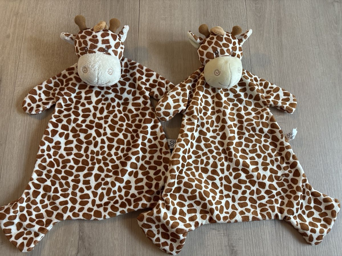 Giocattoli: Giraffe kuscheltuch-Tierli – Usato da Benken ZH venduto da m1310