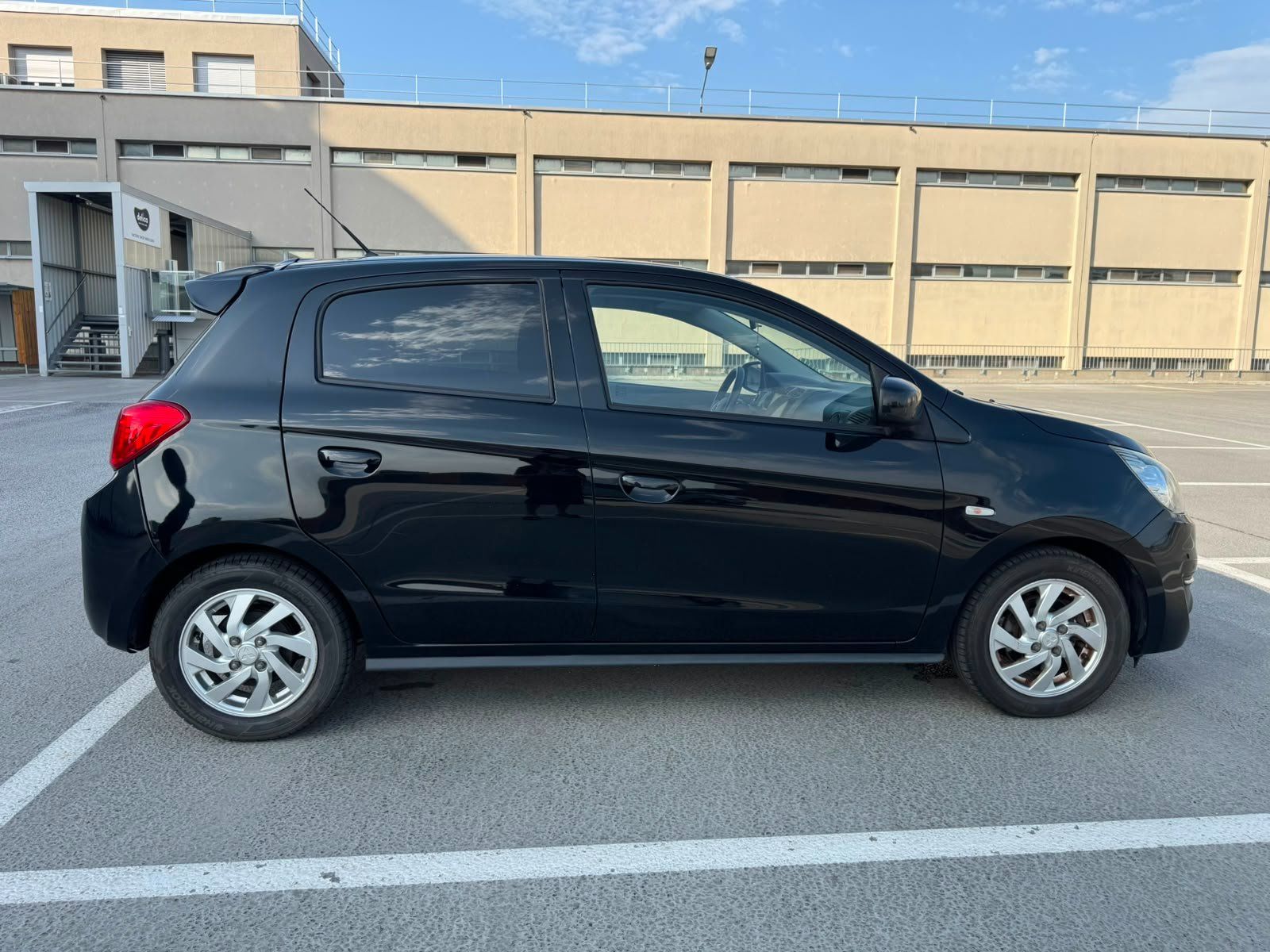 Mitsubishi Autos: Mitsubishi Space Star 1.2 Automat – D'occasion à Buchs ZH par MainstreamV 1