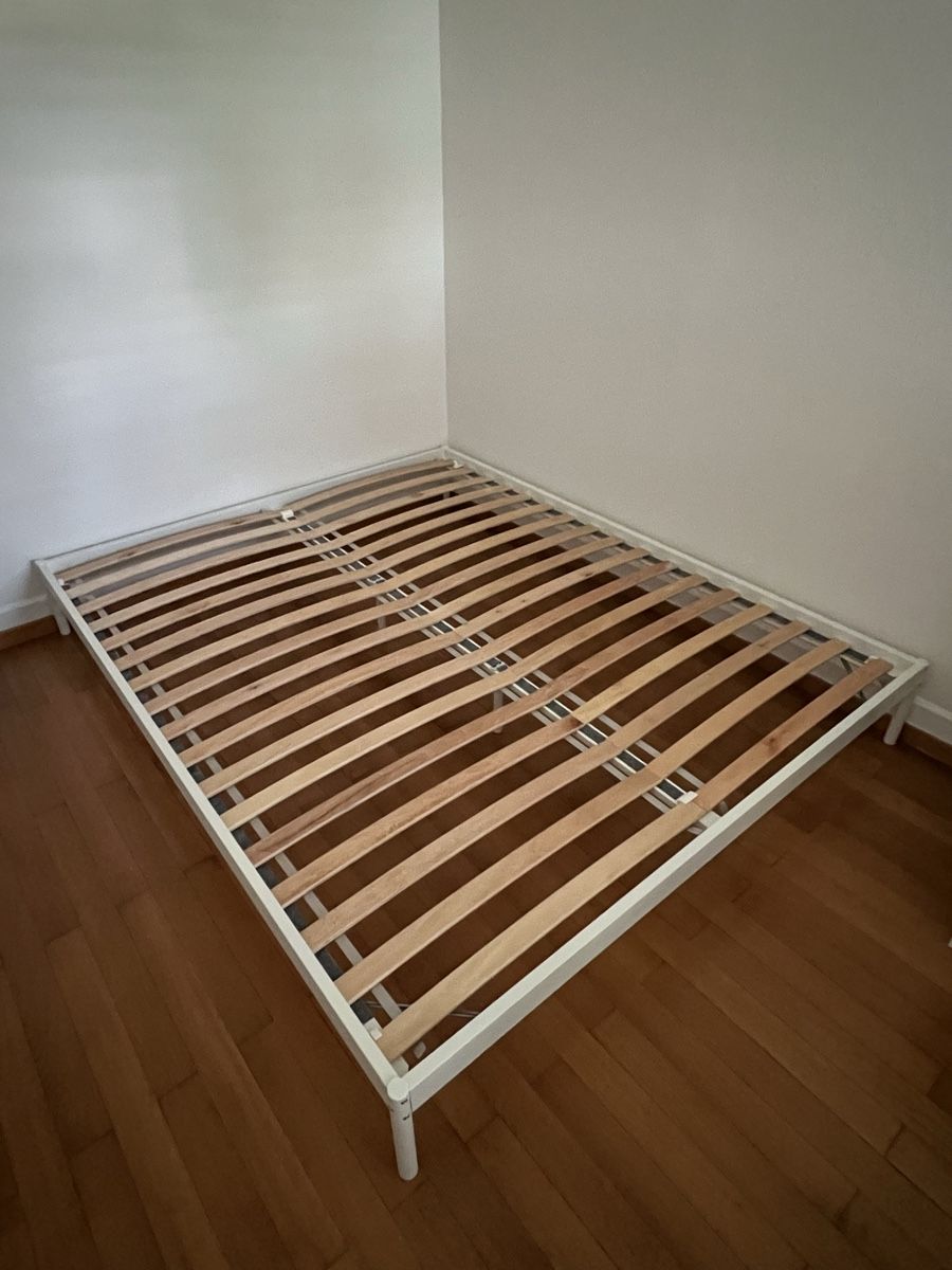Ikea Letti: Bettgestell mit Lattenrost  – Nuovo (secondo la descrizione) da Luzern venduto da kes_l9q6