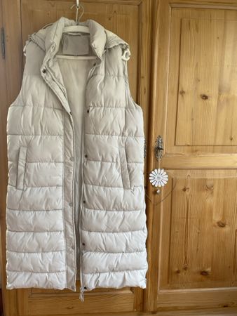 Lange Steppweste mit Kapuze beige Grösse XL neuwertig