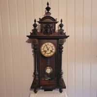 Ancienne pendule avec carillon