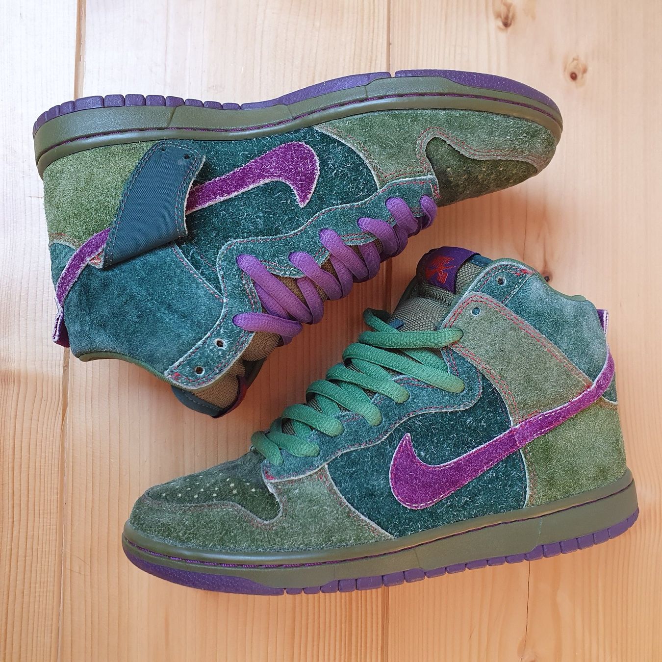 Nike Herrenschuhe: Nike SB Dunk high OG Skunk US7 signed Box + receipt – Gebraucht aus Dotzigen von  1