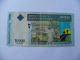 Madagaskar: 10.000 Madagaskar-Ariary 2008/2017, P-92b,