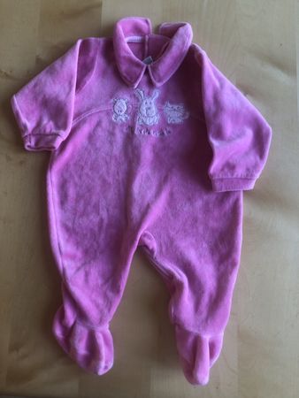 Pijama gr 68 zustand sehr gut