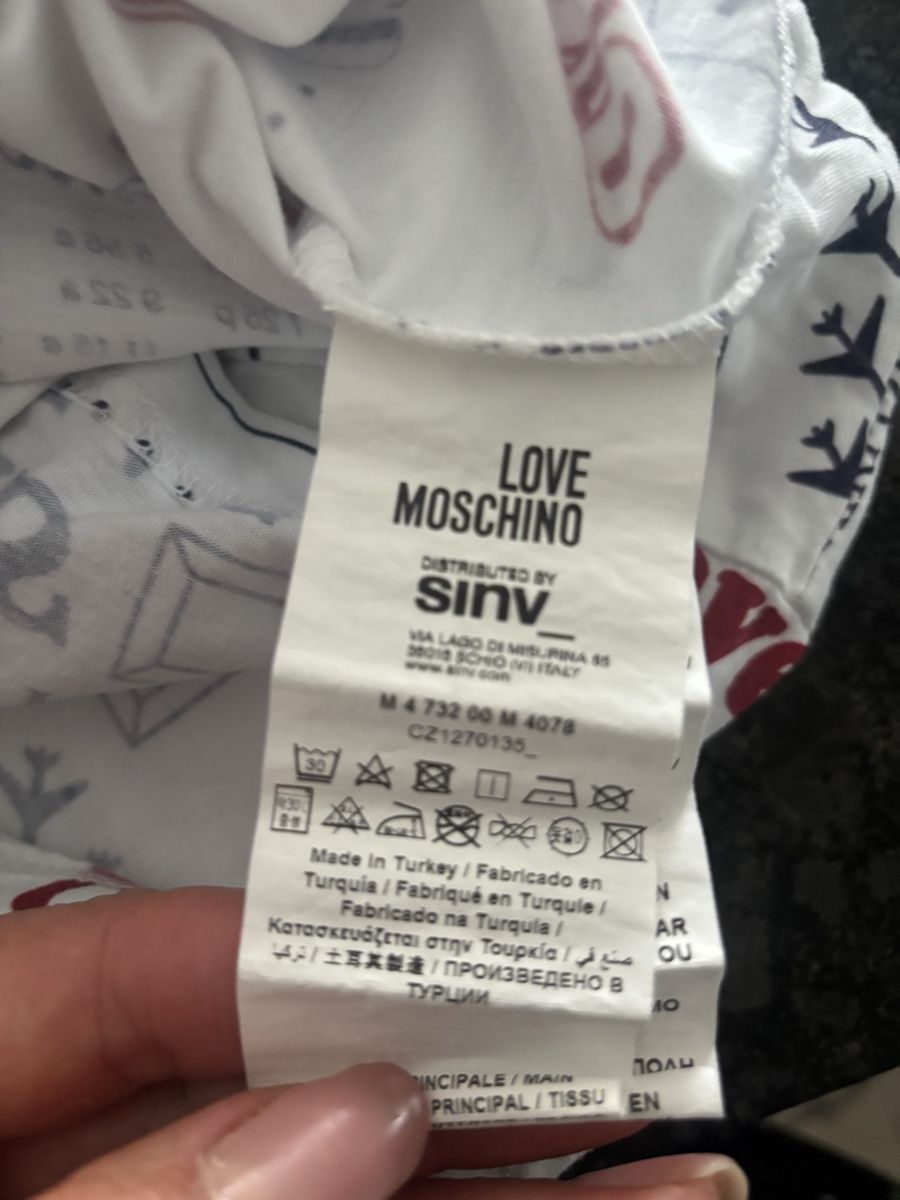 Moschino T-shirt: T-Shirt gr.L Moschino – Usato da Zug venduto da Biki72 2
