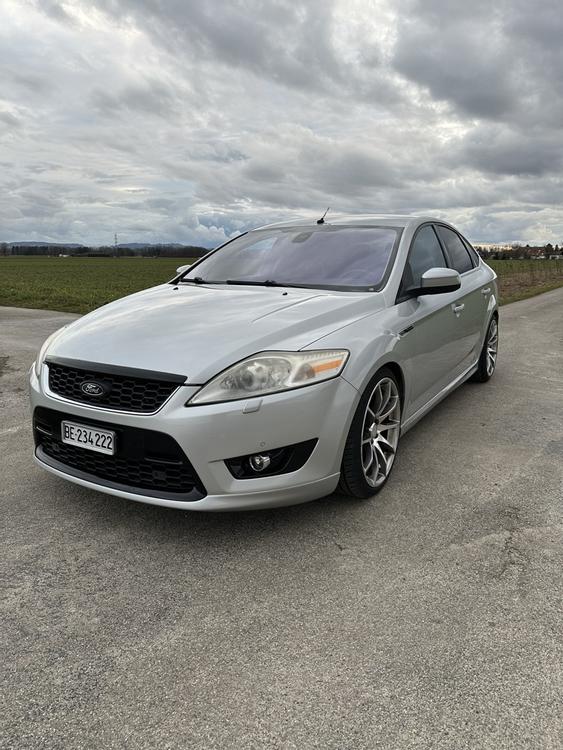 FORD Mondeo 2.5i 20V Turbo Titanium