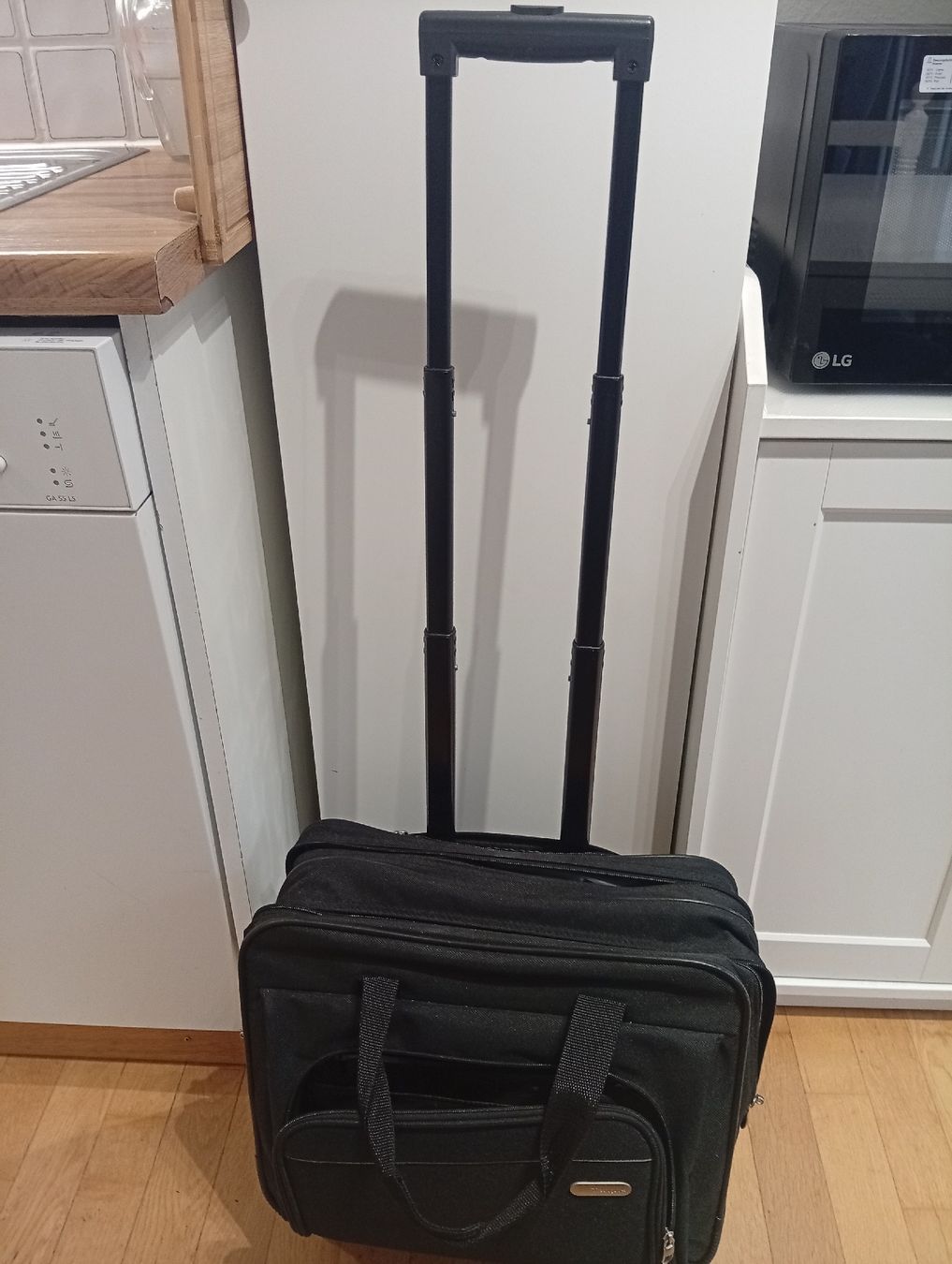 Targus Borse: Targus Laptop-Rolltasche – Usato da Zürich venduto da sap_8j5f 1