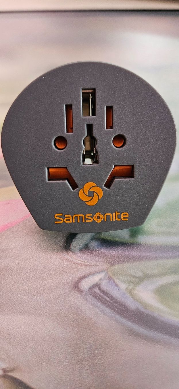 Samsonite Unità & Adattatore: Samsonite Reisestecker / Adapter – Nuovo (secondo la descrizione) da Zweidlen venduto da Shubli