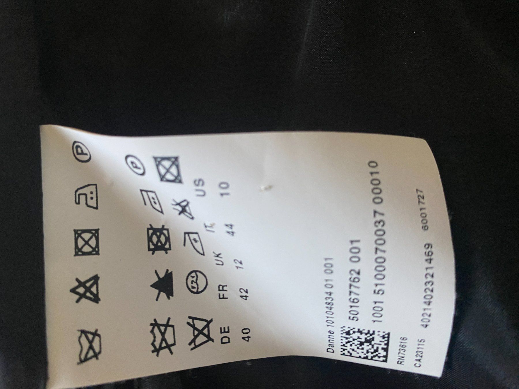 Hugo Boss Kleider: Hugo Boss NEU – Neu (gemäss Beschreibung) aus Liestal von aarroon 4