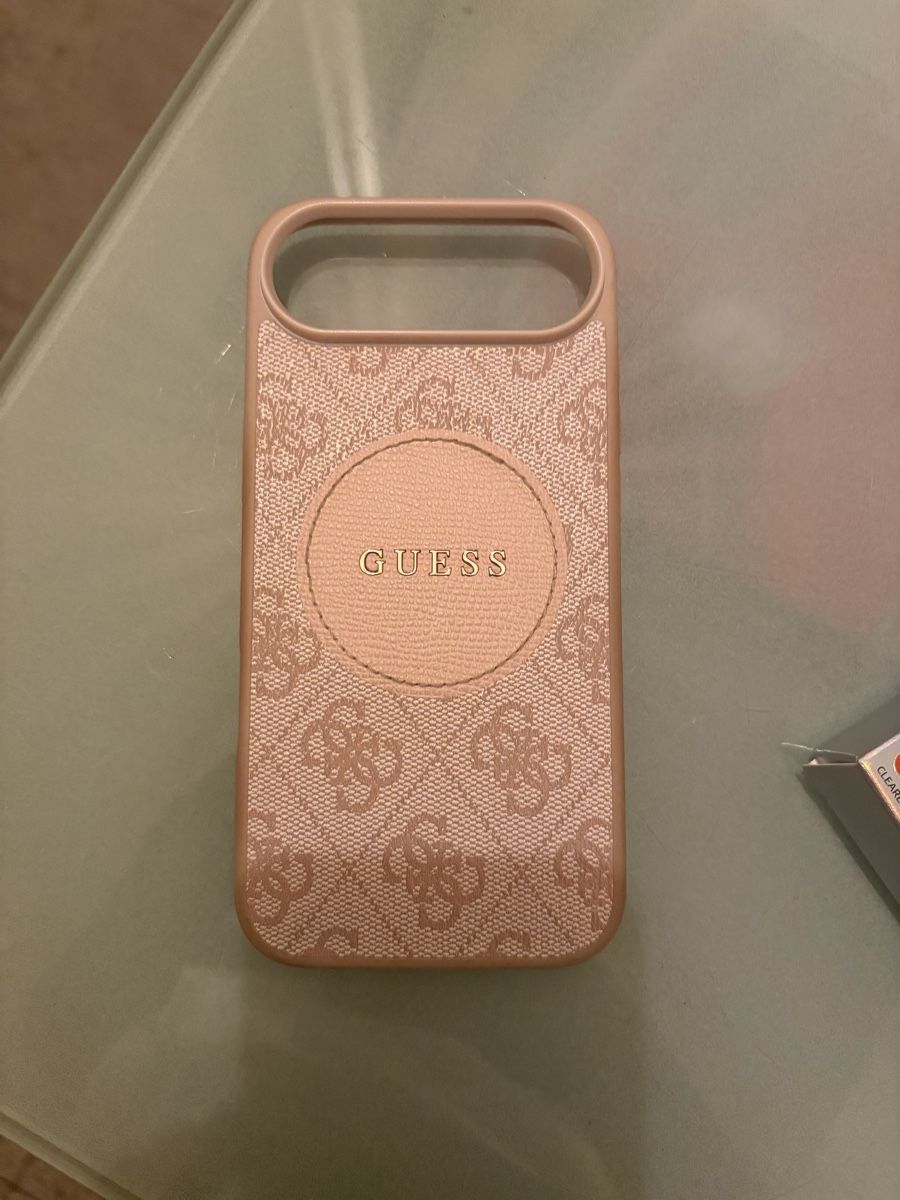 Guess Coques & Protection écran: Guess Hülle iPhone 17 Air  – D'occasion à Basel par Brunner.T