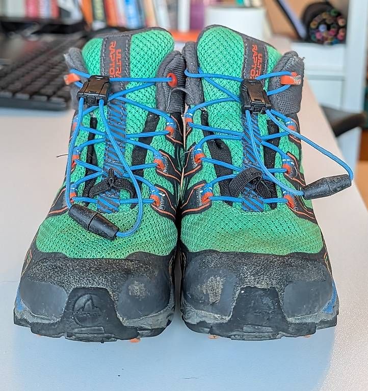 Scarpe per ragazzi: Gut erhaltene Wanderschuhe Gr. 28 – Usato da Gattikon venduto da eul_zzz2 1
